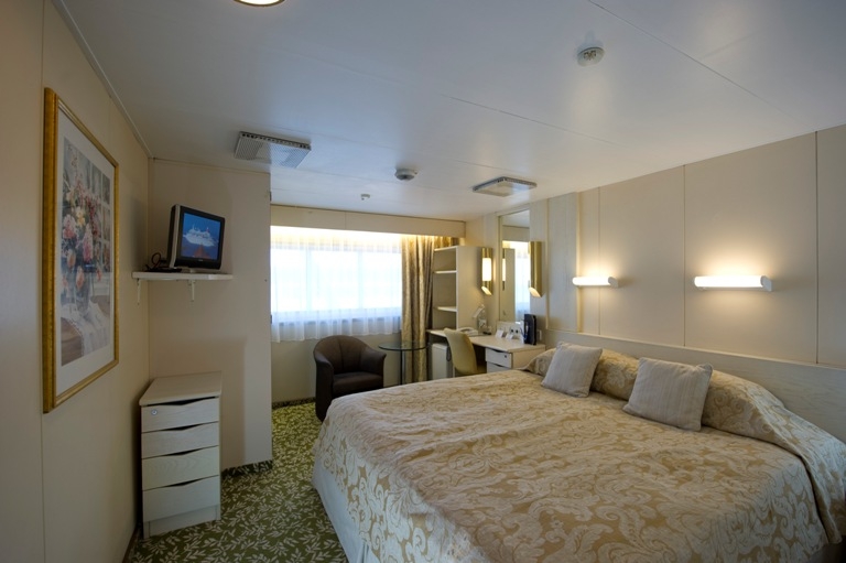 Superior Outside cabin