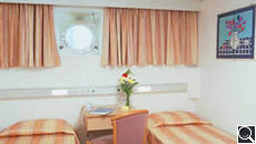 Two Bed De-Luxe (outside)