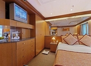 Wellness Suite with Balcony
