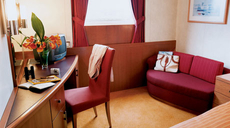 Deluxe Oceanview Stateroom