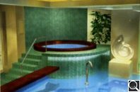 cunard-qm2_jacuzzi.jpg
