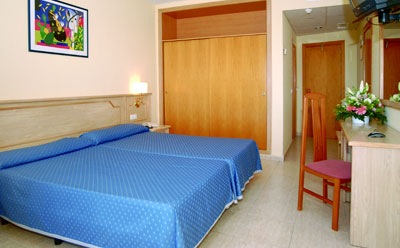 Marconfort Beach Club Hotel