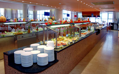 Marconfort Beach Club Hotel