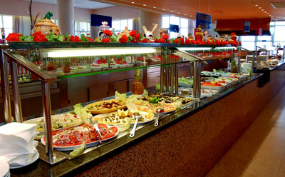 Marconfort Beach Club Hotel