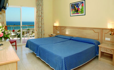 Marconfort Beach Club Hotel