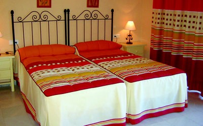 Roc El Pinar Hotel And Apartments