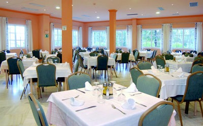 Roc El Pinar Hotel And Apartments