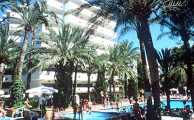 Ola Club Panama Hotel