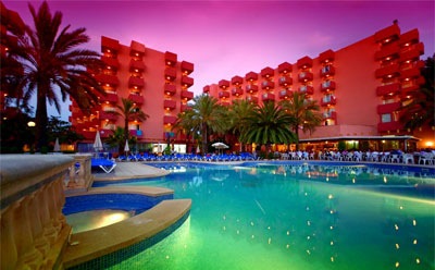 Ola Club Maioris Hotel