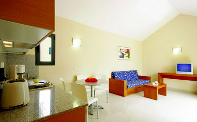 Cay Beach Caleta Aparthotel