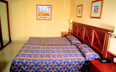 Broncemar Beach Aparthotel