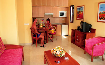 Broncemar Beach Aparthotel
