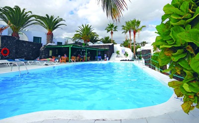Las Cascadas Apartments