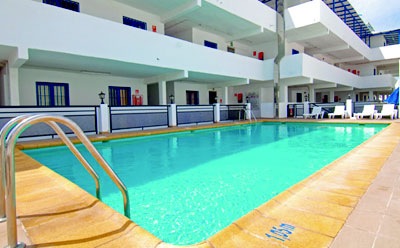 Los Cocoteros Apartments