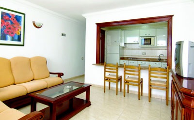 Los Cocoteros Apartments