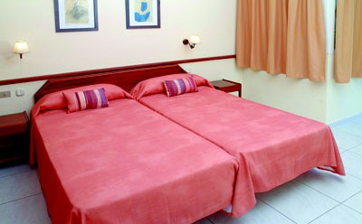 Club Atlantis ApartHotel