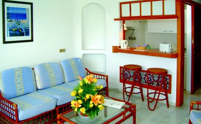 Club Atlantis ApartHotel