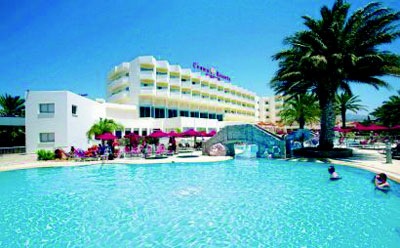 Crown Resorts Horizon Hotel