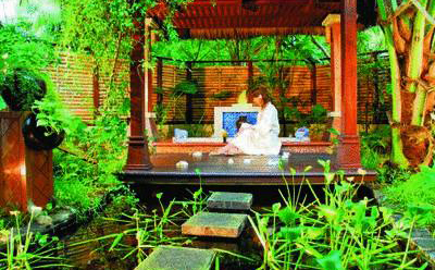 Royal Island Resort And Spa