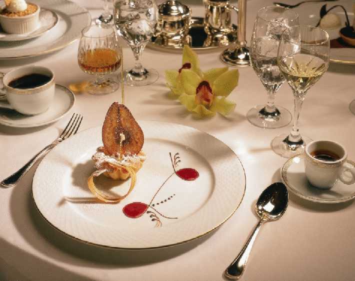 Dining aboard Regent Seven Seas Voyager