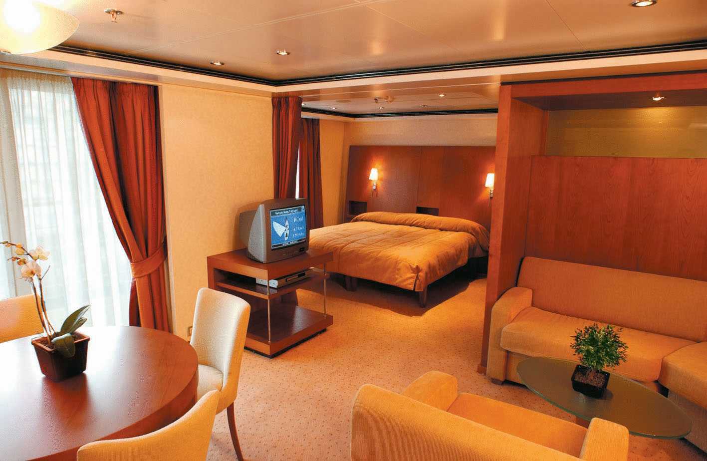 Forward suite